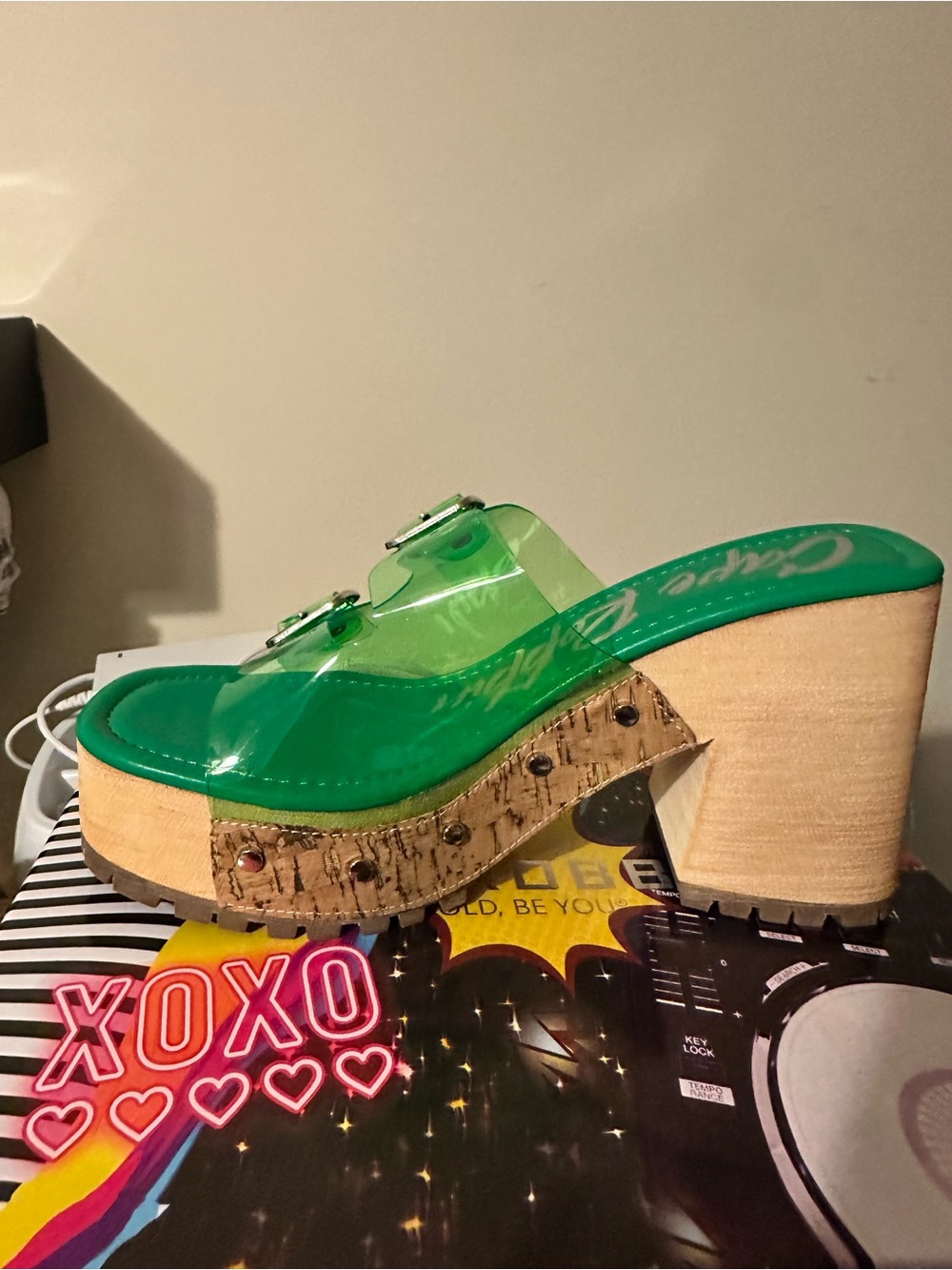 Cape Robbin Green Platform Slide with Double Buckles